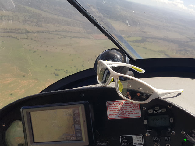 GEO Safari Flying Sunglasses