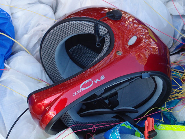 Helmet type Push To Talk System